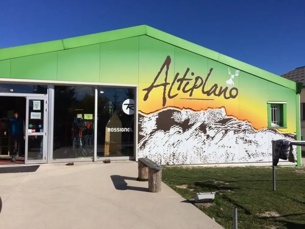 Agencement Cris Graphic à Grenoble (15)webp