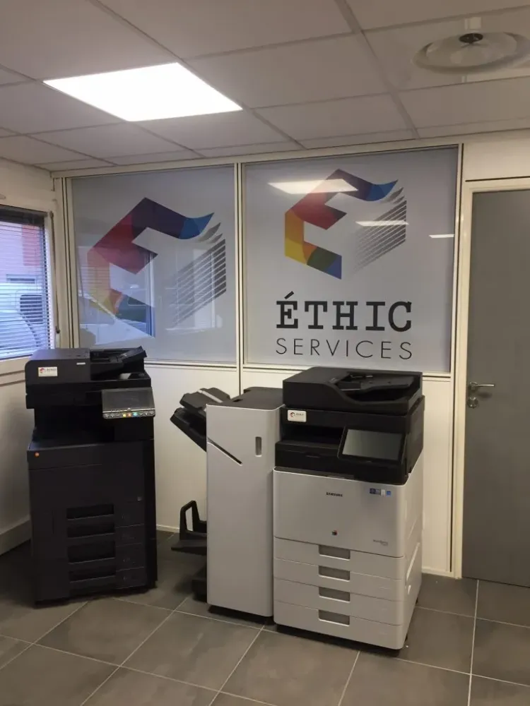 Habillage-de-vitrine